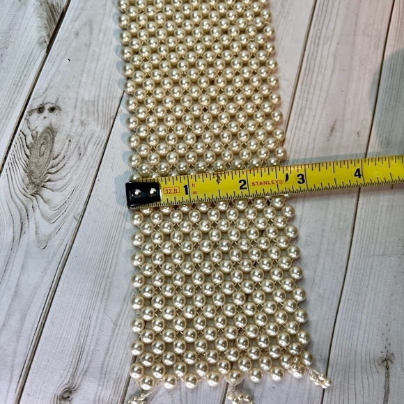 Vintage Faux Pearl Wide Stretch Bracelet Button Cuff - Picture 5 of 5